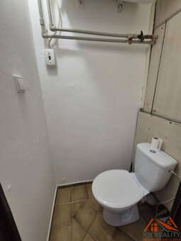 Na predaj 1.izbový byt Komárno - 7