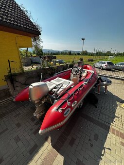 Predám nafukovací čln BUSH s motorom Honda 40HP + prívesný - 7