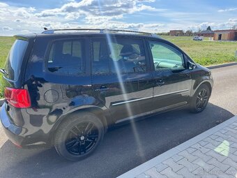 VW Touran 2.0 TDI DSG 7 Miestny - 7