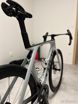 Trek Madone SL7 Gen 7 Plasma Grey - 7