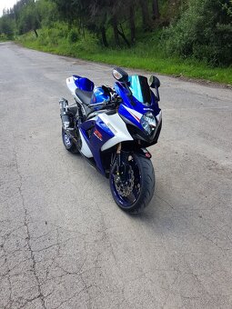 Suzuki GSX-R 1000 K8 - 7
