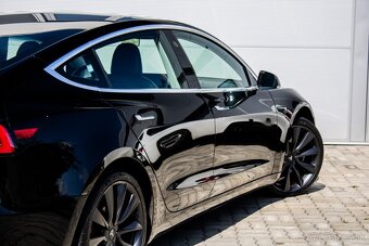 Tesla Model 3 Dual Motor Performance - 7