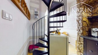 Mezonetový byt s terasou a záhradou v historickom centre - 7