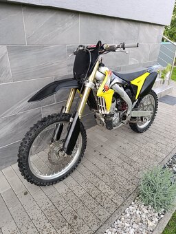 Suzuki RMZ 250 - 7