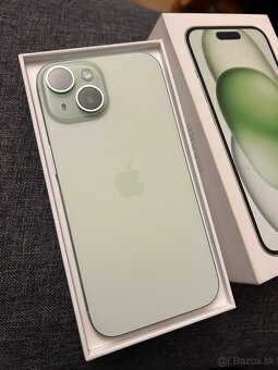 iPhone 15 128GB Green - 7