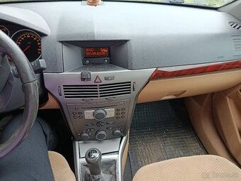 Opel Astra 1,7 - 7