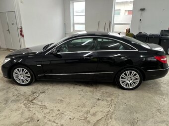Mercedes-Benz Třídy E 350 CGi 215Kw Coupe AUTOMAT KŮŽE NAVI - 7