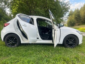 Mazda 2 Takumi 2019 - 7