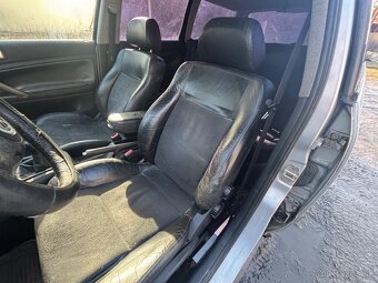 Volkswagen Passat b5 1.9tdi 81kw Rozpredam na náhradné diely - 7