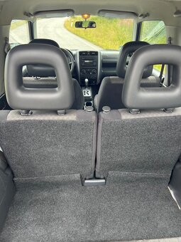 Suzuki Jimny 1.3i 4x4 Automat | 2005 | Dovoz DE - 7
