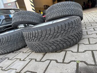 245/55/19 Nokian VW Toareg 5x130 - 7
