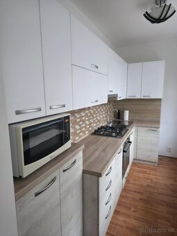 Predaj 2 izbového bytu v centre Popradu - 7