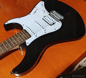 Yamaha EG 112 GPII HII Black Elektrická gitara - 7