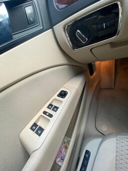 Škoda superb 2.0 tdi Cr.125kw 4x4 6q manual - 7
