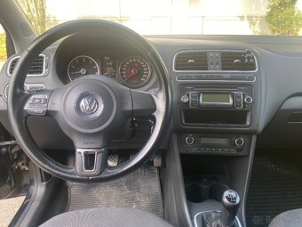 Predám VW Polo 6r 1.2 htp 51 kW hatchback - 7
