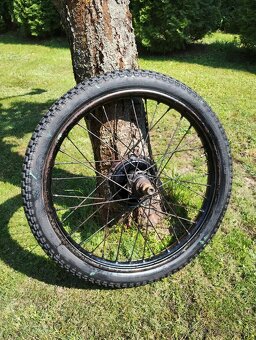 Predám originálne patinové koleso ČZ 150 C s linkami + brzd - 7