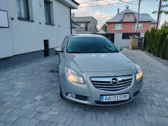 Opel Insignia 2.0 tdci -118 kW rok .2012 sedan - 7