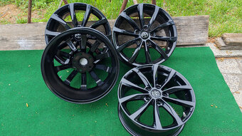5x114,3 R17 --- TOYOTA AVENSIS , YARIS CROSS - 7