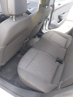 Opel Astra Sports Tourer - 7