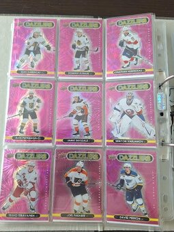 Hokejové kartičky insert dazzlers orange pink green,red - 7