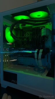 🖥️ BIELY GAMING POČÍTAČ S RTX 3070 A VODNÝM CHLADENÍM - 7