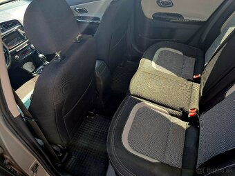 Kia Ceed 1,4 FIFA World Cup Edition - 7
