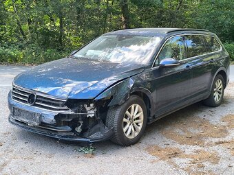 Volkswagen Passat 2,0 TDI DSG 11/2022 - 7