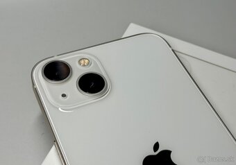 Predám Apple iPhone 13 128GB Silver - 7