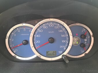 Mitsubushi L200 - 7