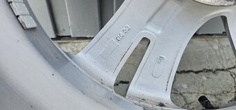 Letná sada 225/45 R17 orig. Mercedes - 7