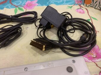 Oric 1 - plne funkčný počítač , zdroj , scart cable - 7