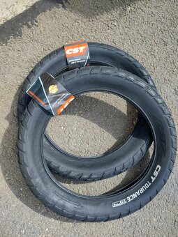 Pevná mestská pneumatika CST Tourance 20 x 4.00 - 7