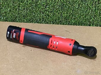 MILWAUKEE M12 IR 3/8 račňa - 7