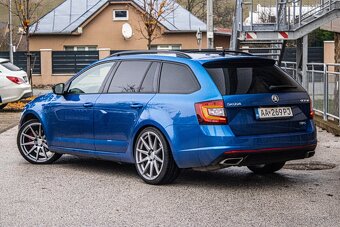 Škoda Octavia Combi 2.0 TDI DPF RS DSG - 7