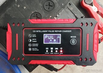 Na predaj inteligentná autonabíjačka 12V/6A - 7