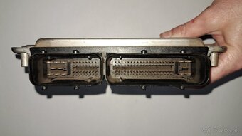 Riadiaca jednotka 038 906 012 HA - 7