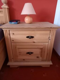 Masivní ložnice (406) - 7