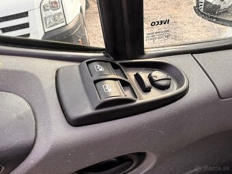 Iveco Daily 2.3 JTD Valník 2012 97 606 km 7 míst - 7