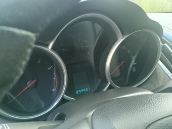 Chevrolet Cruze SW - 7