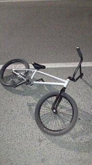 CUSTOM BMX - 7