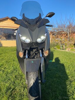 Yamaha X-MAX - 7