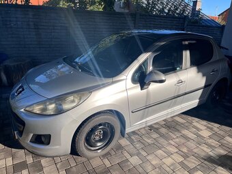Peugeot 207 - 7