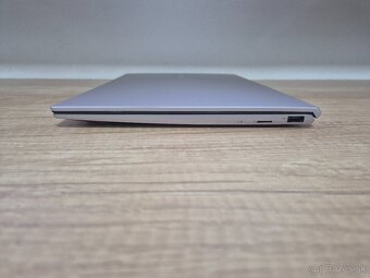 Asus Zenbook 14 /Ryzen 5-4500U/8GB RAM/FHD IPS/512GB SSD - 7