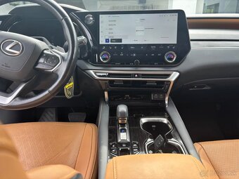 Lexus RX 450 plug in hybrid - 7