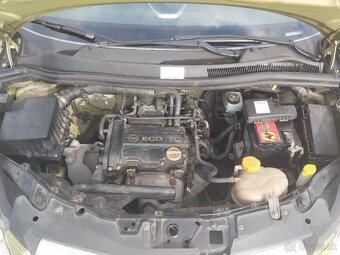 Predám Opel Corsa kat. M1 - 7