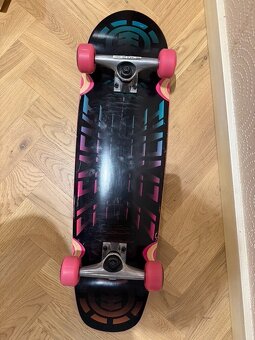 Predam UPLNE NOVY skateboard - 7