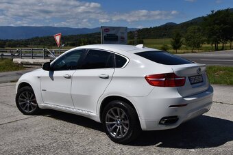 BMW X6 xDrive 50i - 7
