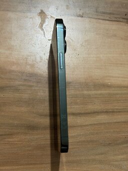 Predám Apple IPhone 13 PRO 256GB Green Minimálne Známky opot - 7