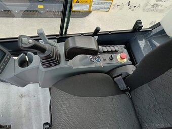 Minibager XCMG XE20E - 7