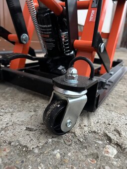 Predám hydraulický zdvihák na motorku / ATV – 680 kg - 7